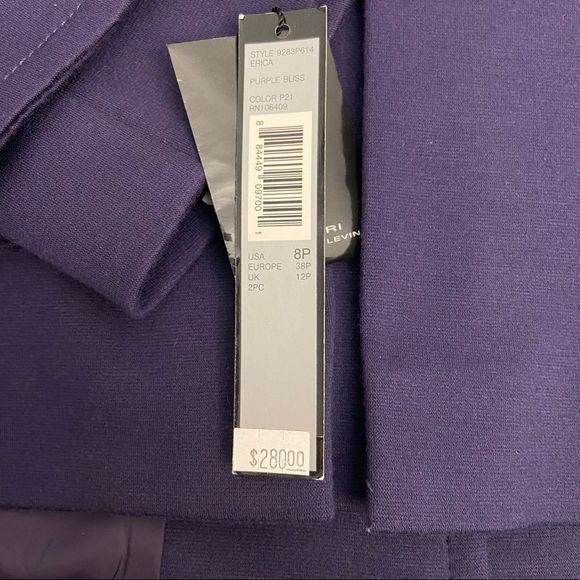Tahari Arthur S Levine Blazer Purple/Grape Size 8 Petite - Picture 9 of 10